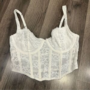 Gilly Hicks Elegant Lace Bustier in Cream top NWT Small